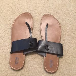 Ladies sandals